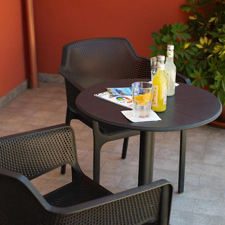 Hotel Donna Rosa SantʼAlessio Siculo Buitenkant foto