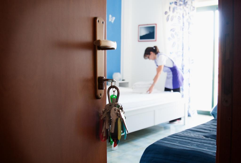 Hotel Donna Rosa SantʼAlessio Siculo Buitenkant foto