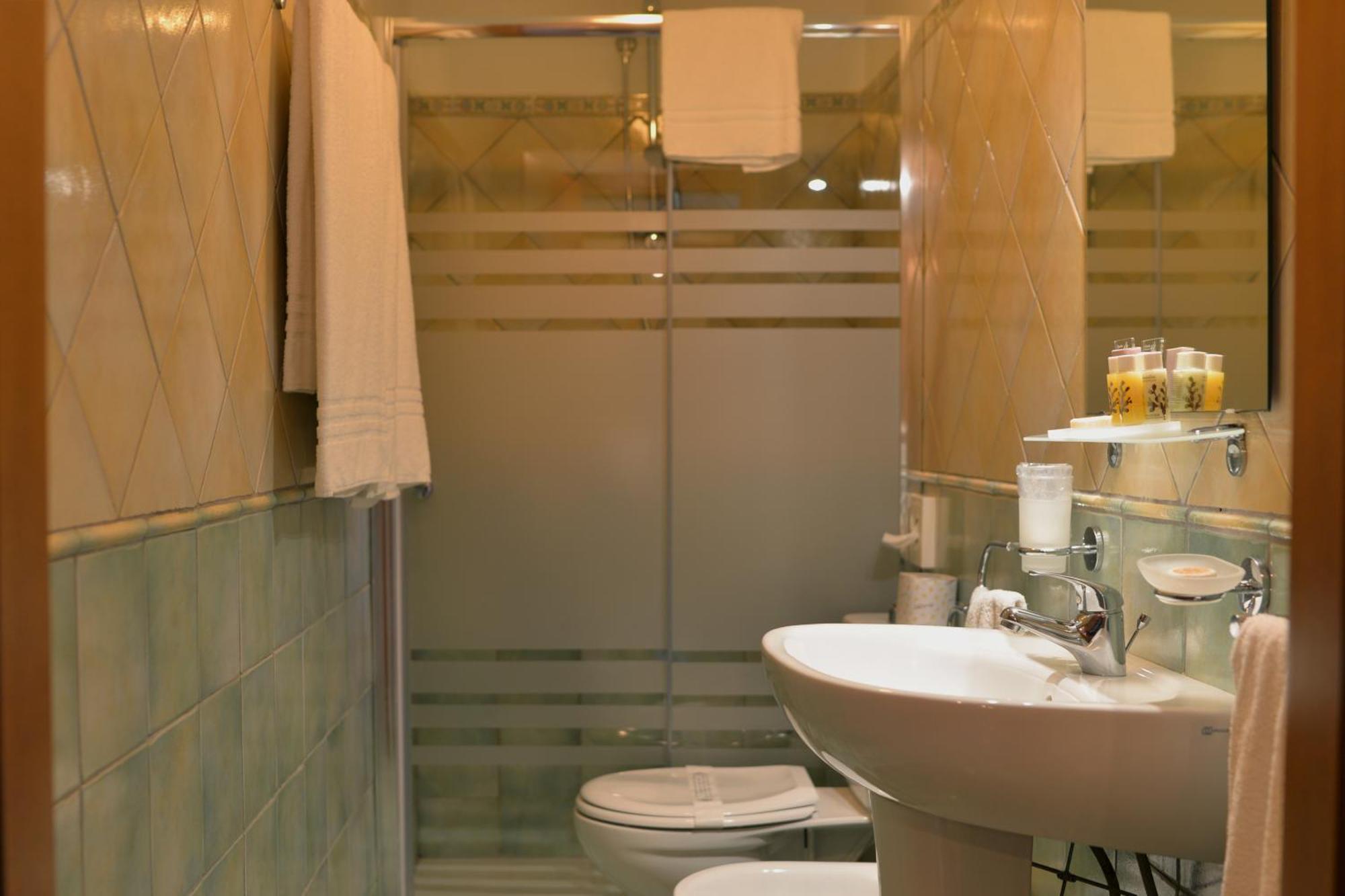 Hotel Donna Rosa SantʼAlessio Siculo Buitenkant foto