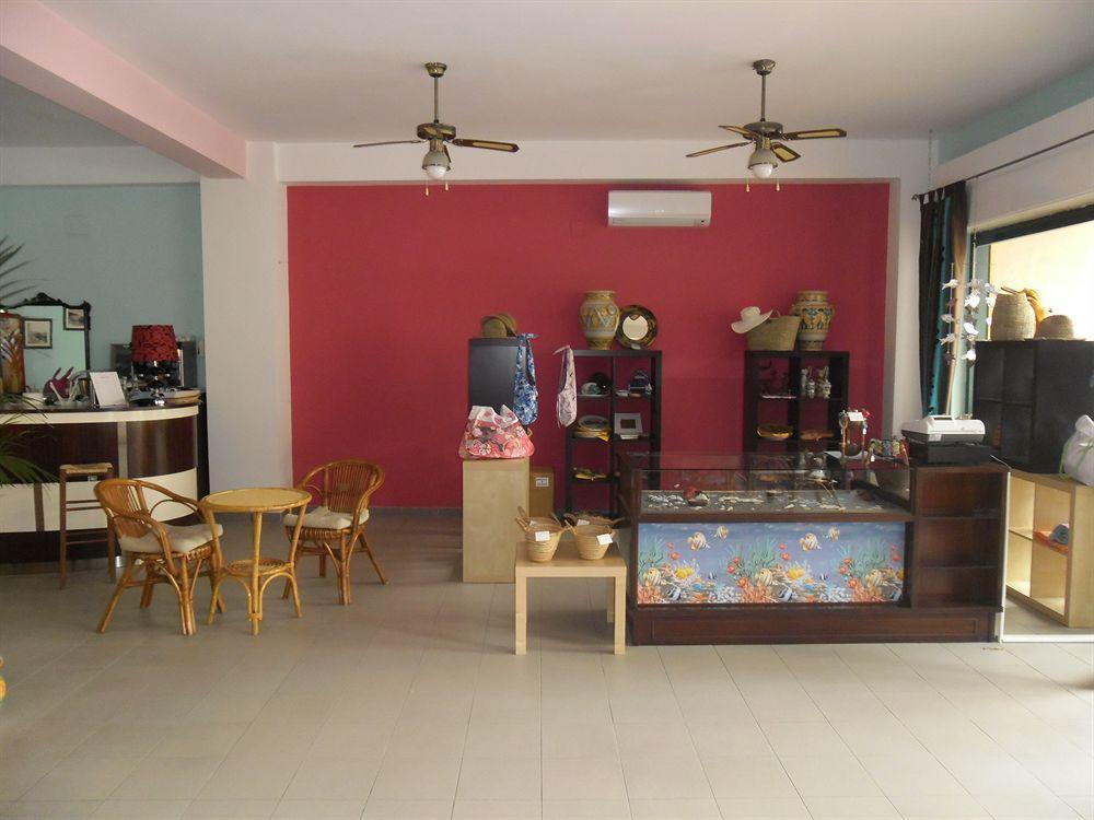 Hotel Donna Rosa SantʼAlessio Siculo Buitenkant foto