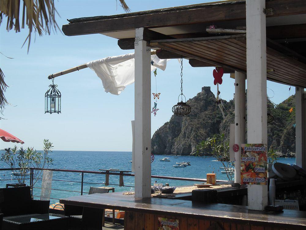 Hotel Donna Rosa SantʼAlessio Siculo Buitenkant foto